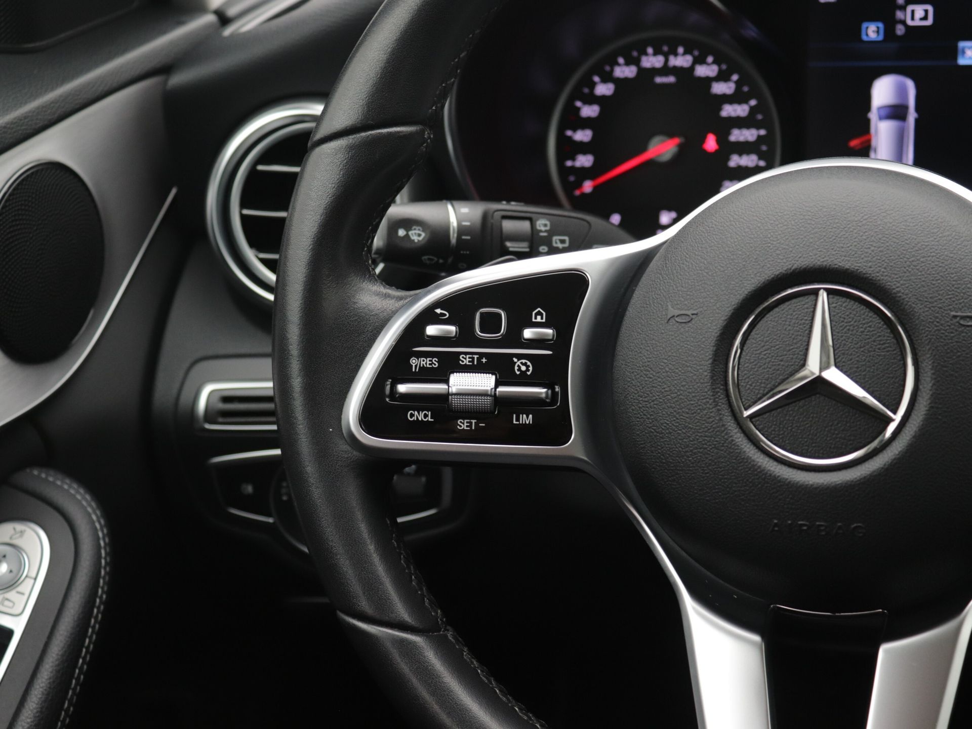 Foto van Mercedes-Benz C 200