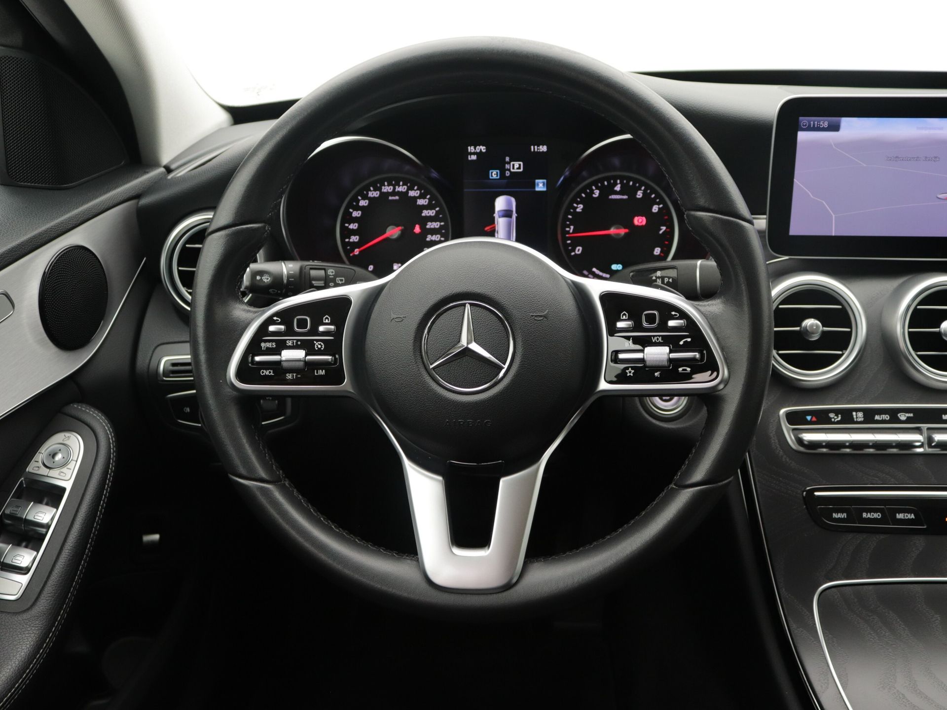 Foto van Mercedes-Benz C 200