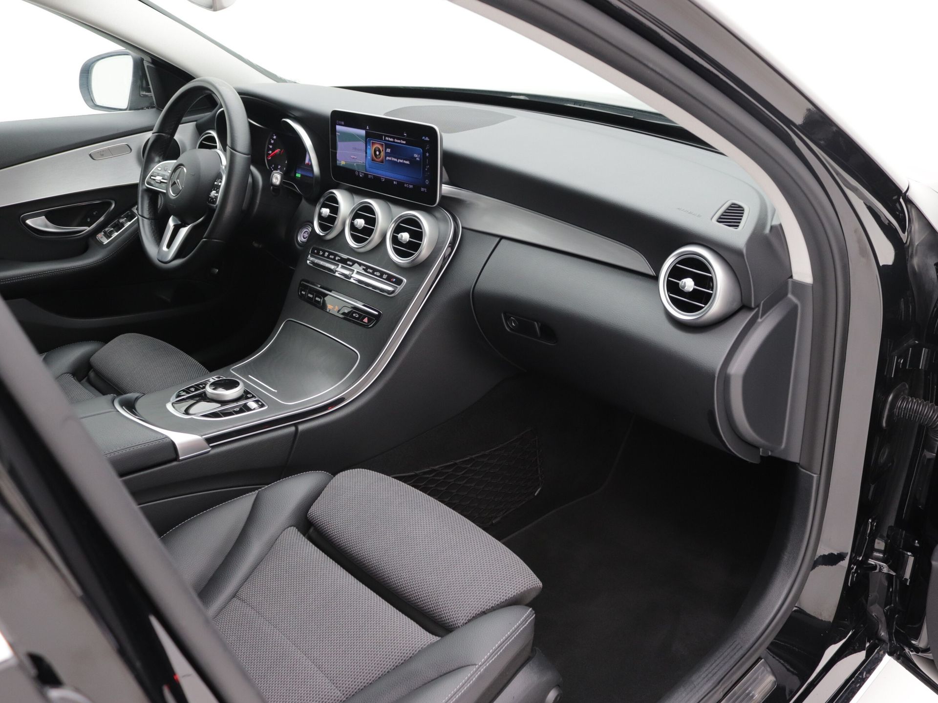 Foto van Mercedes-Benz C 200