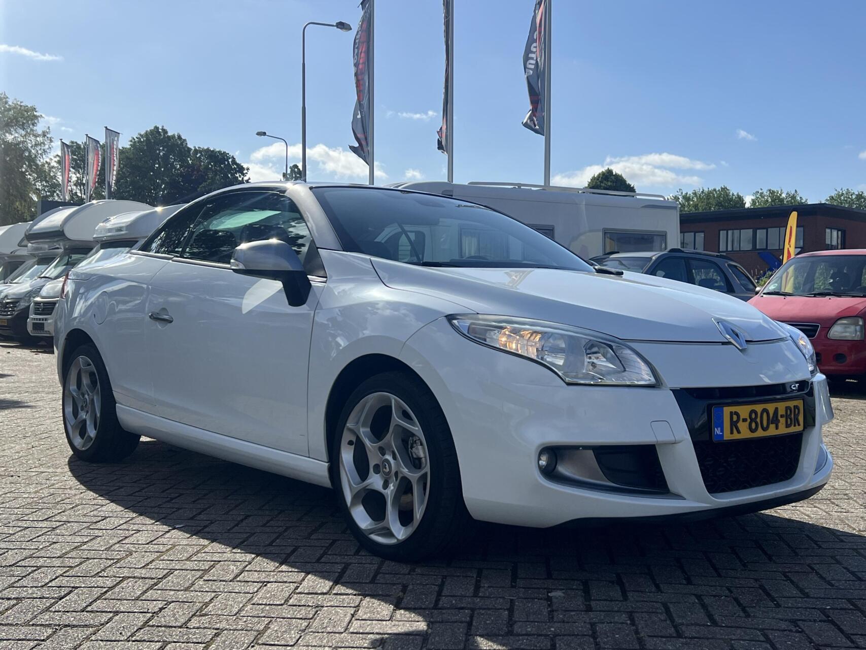 Foto van Renault Megane Coupe-cabriolet