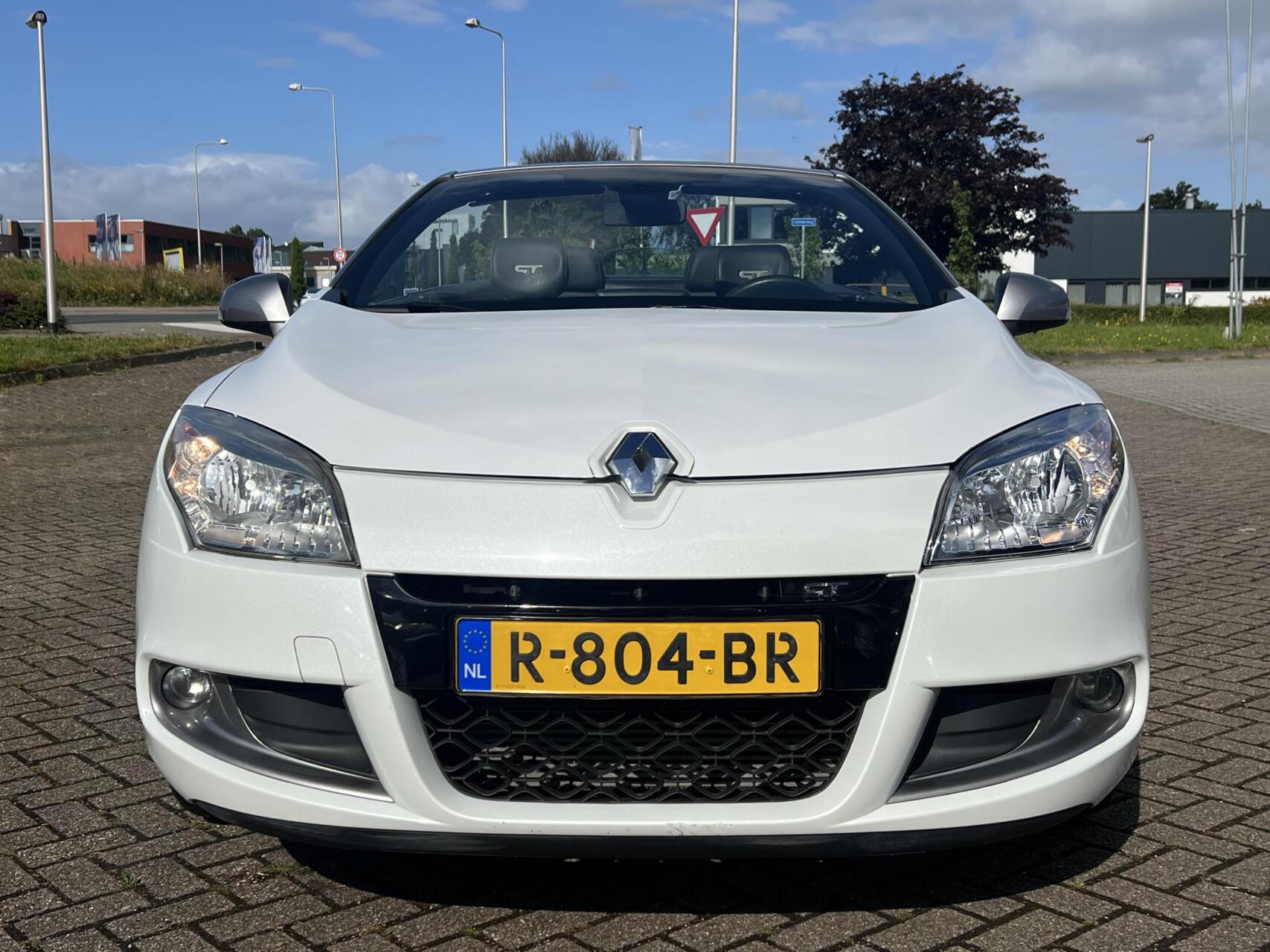 Foto van Renault Megane Coupe-cabriolet