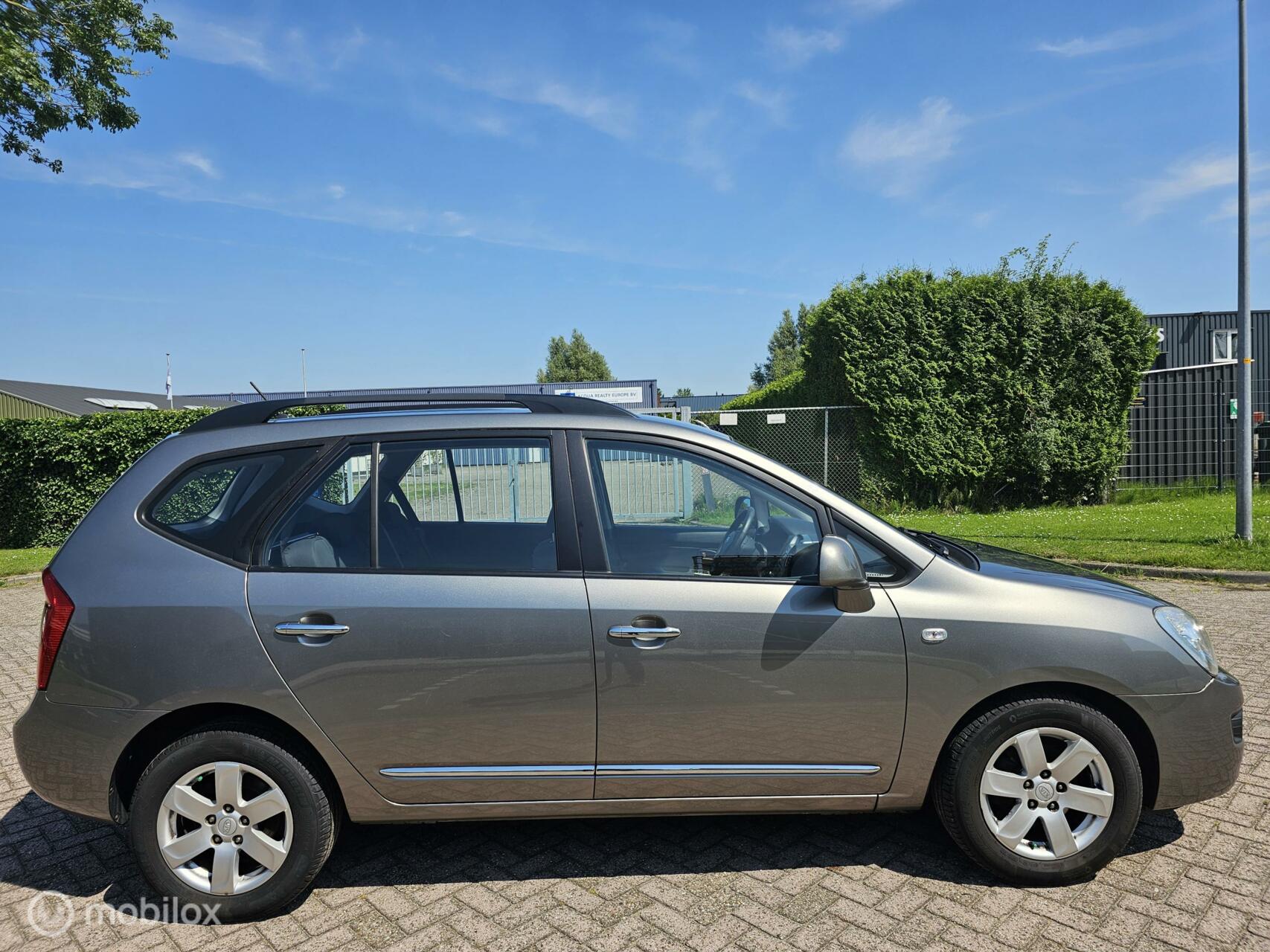 Foto van Kia Carens