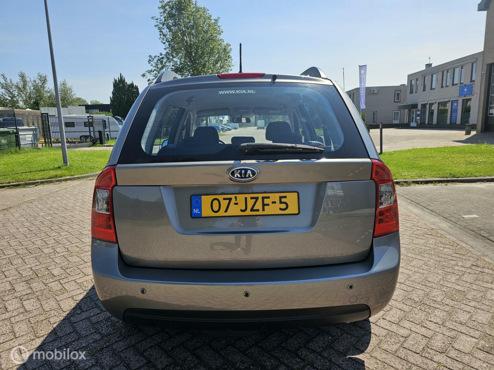 Foto van Kia Carens