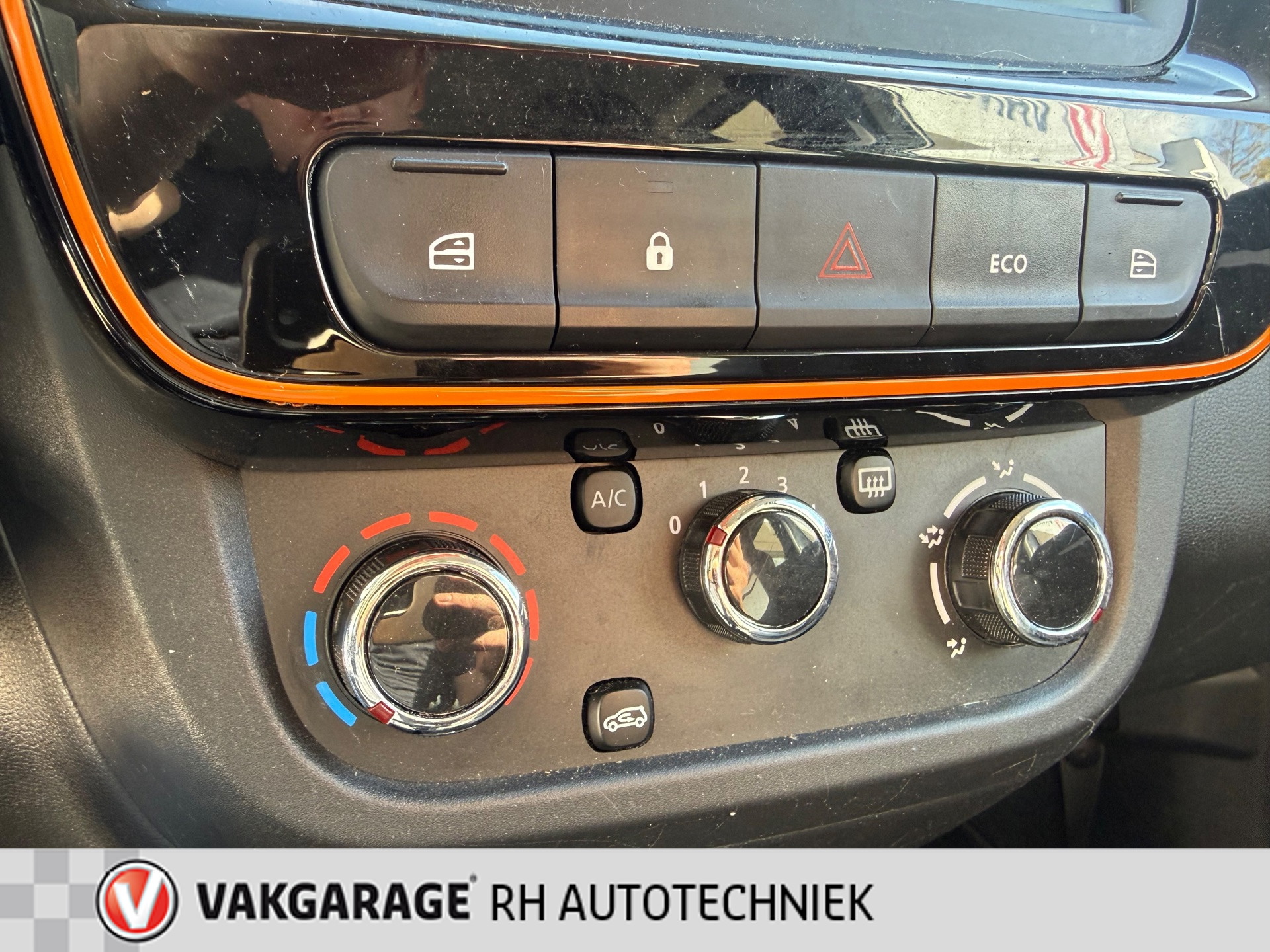 Foto van Dacia Spring