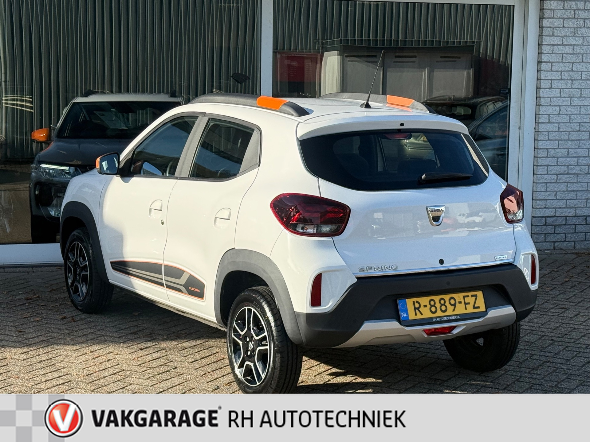 Foto van Dacia Spring