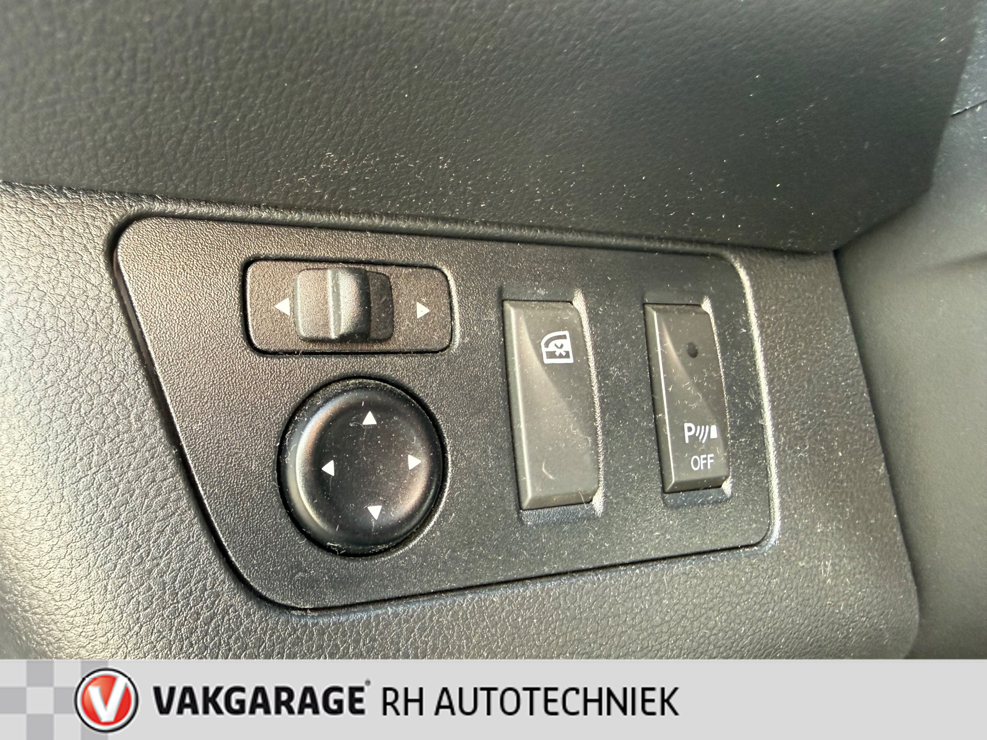 Foto van Dacia Spring