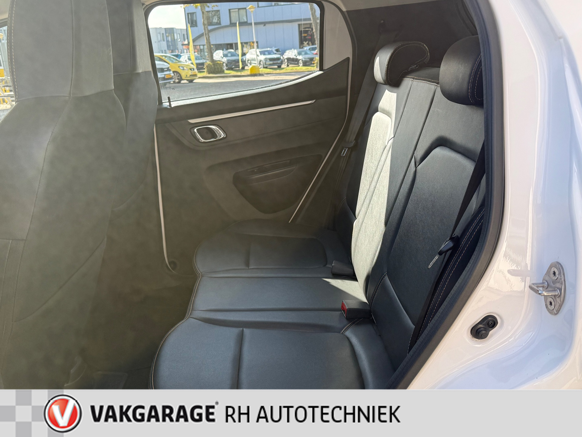 Foto van Dacia Spring
