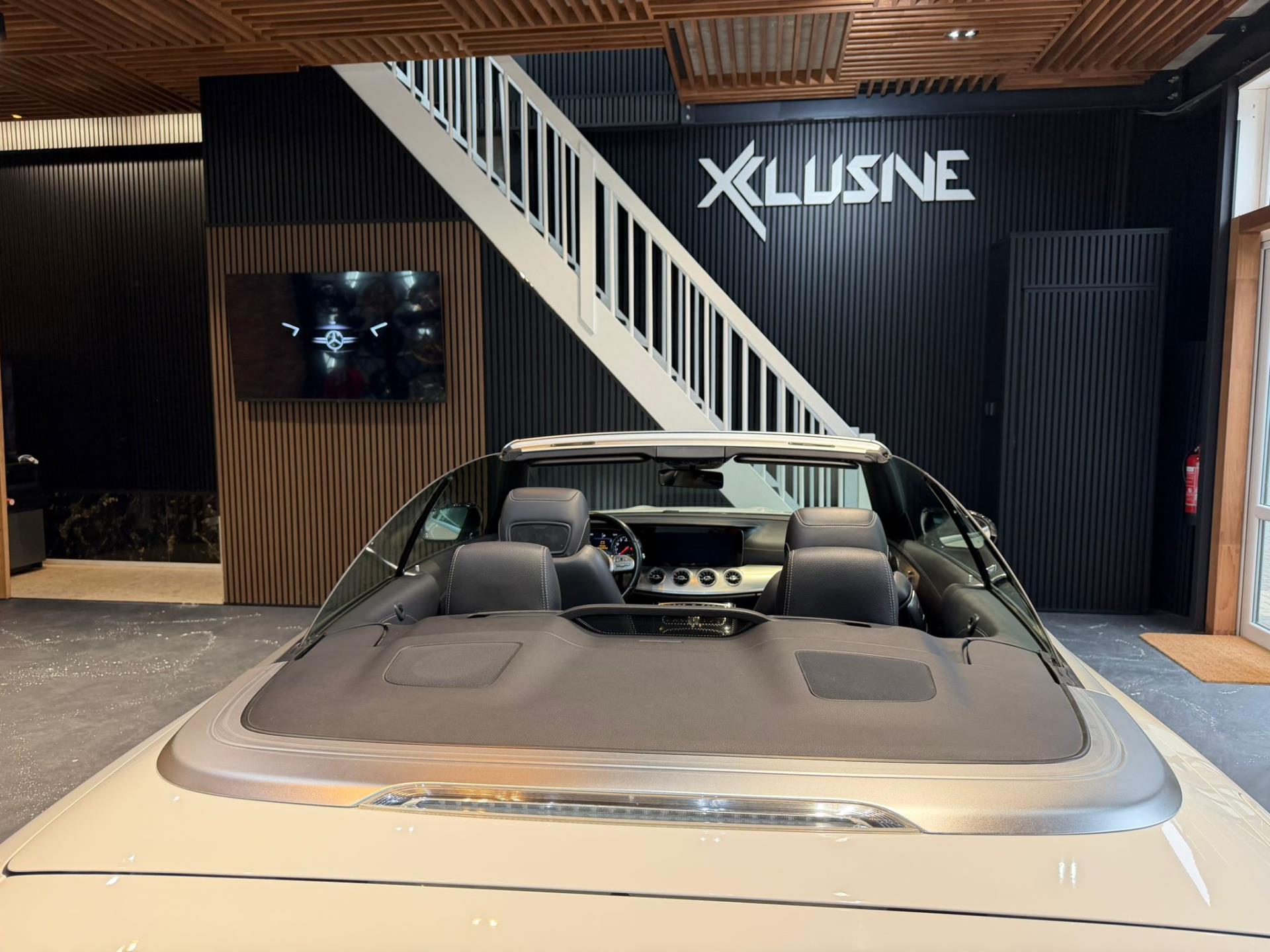 Foto van Mercedes-Benz E 200