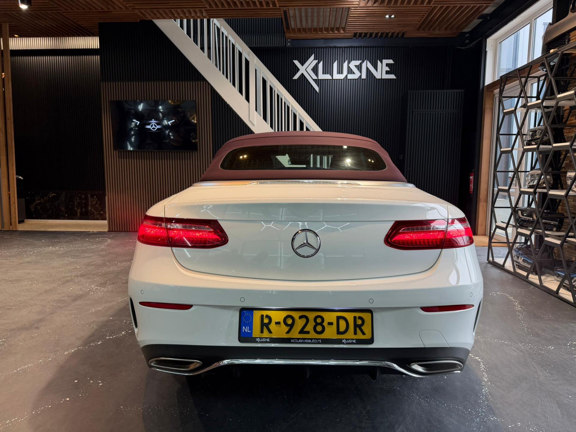 Foto van Mercedes-Benz E 200