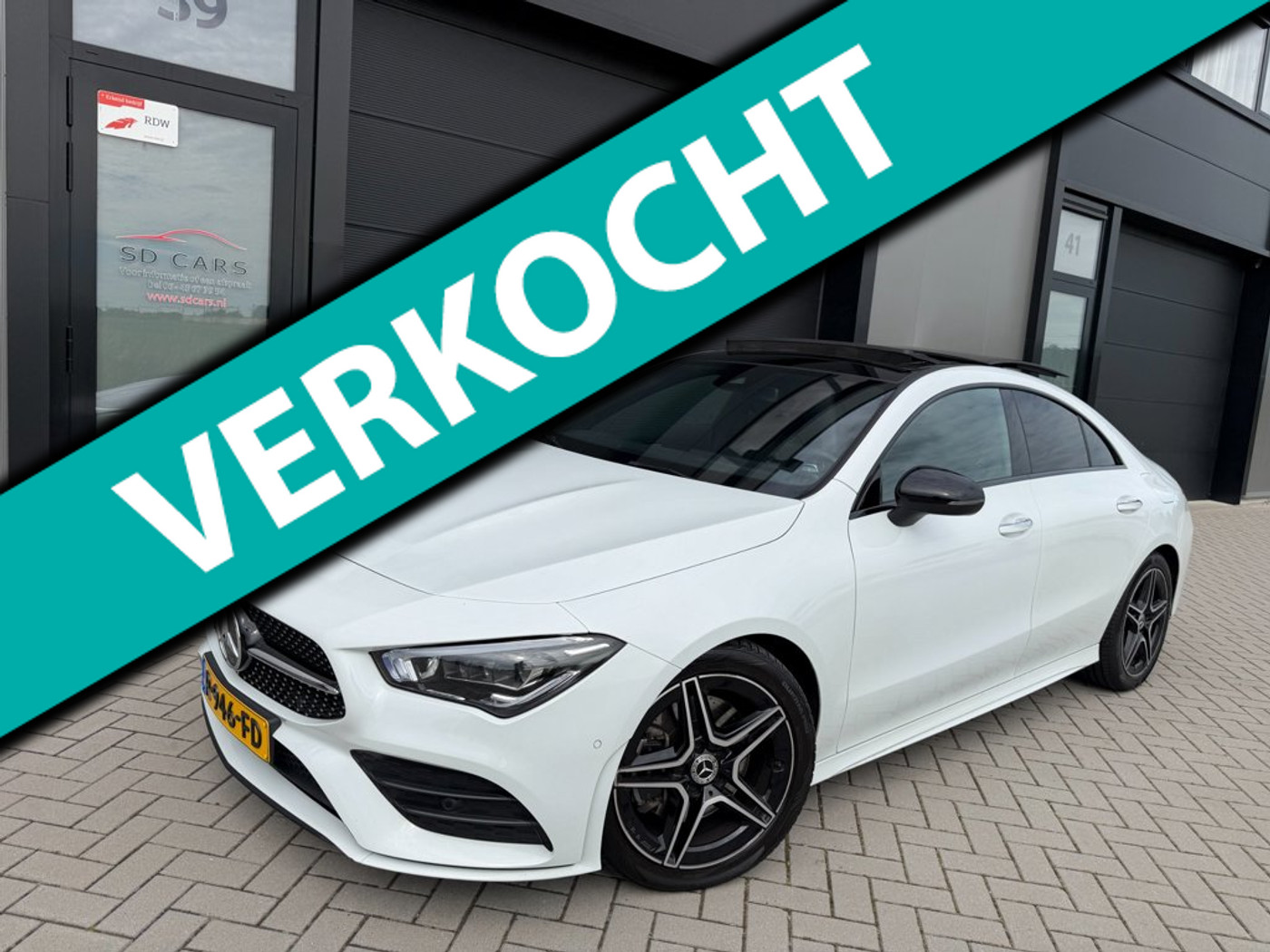 Mercedes-Benz Cla 200 200 Business Solution AMG|Pano|BTW 2022 - voorkant