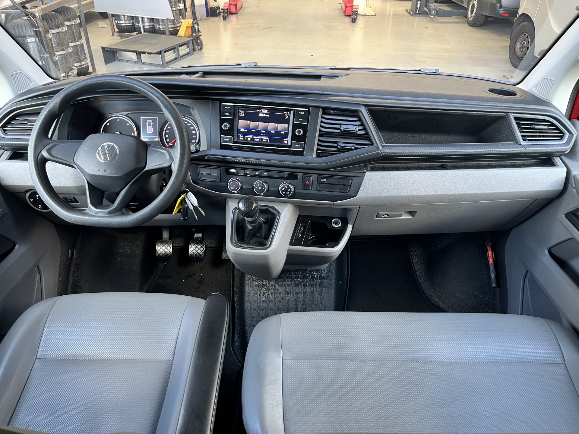 Foto van Volkswagen Transporter Kombi