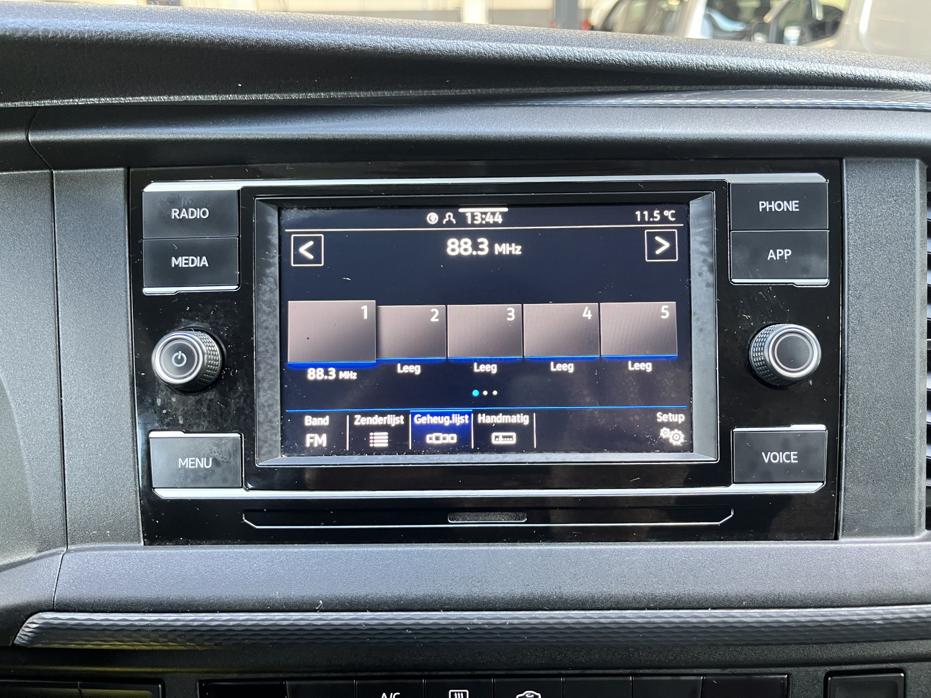 Foto van Volkswagen Transporter Kombi