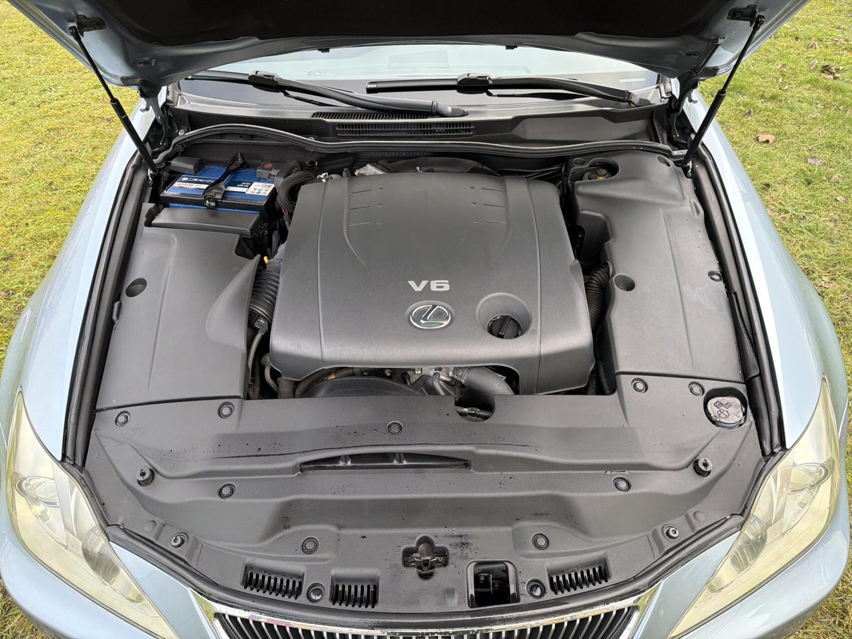 Foto van Lexus Lexus Is250