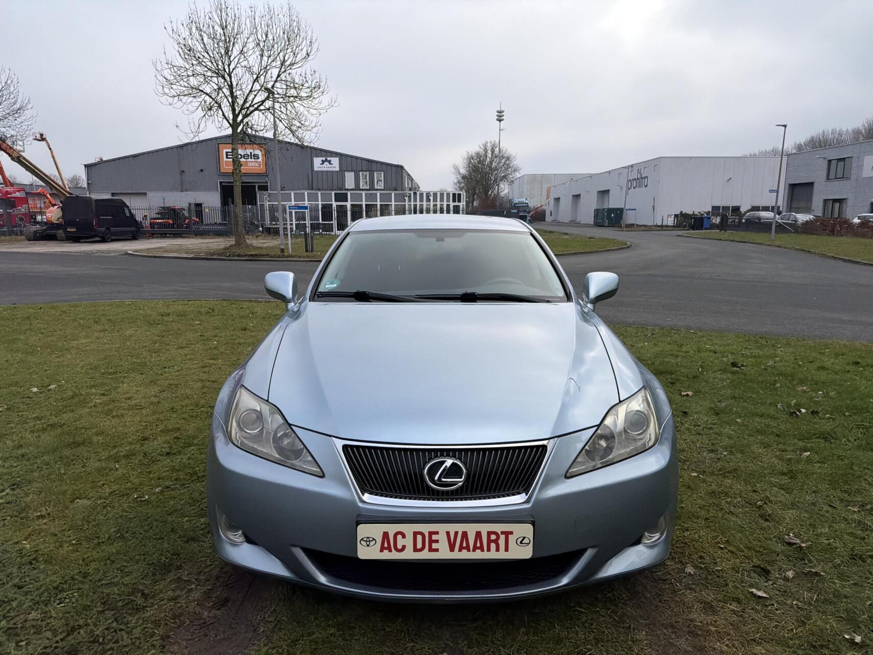 Foto van Lexus Lexus Is250