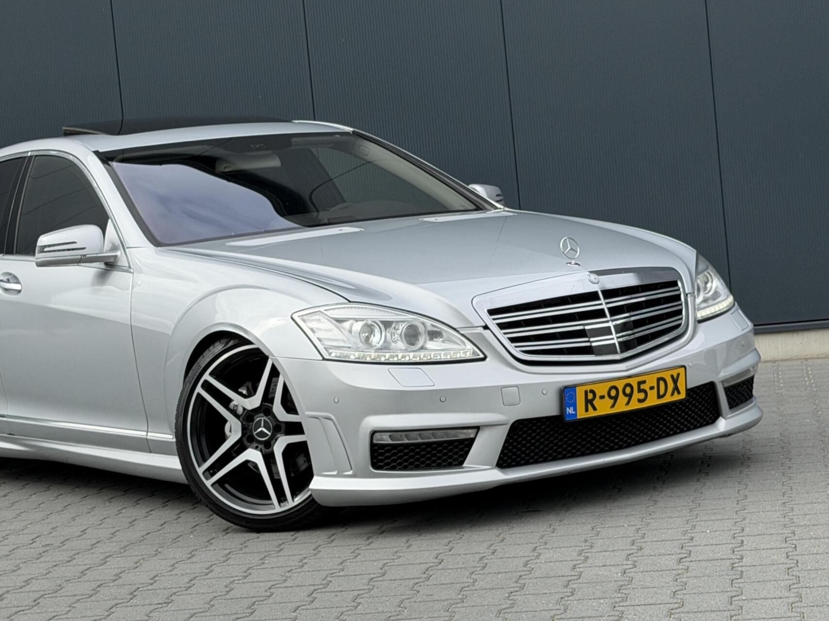 Foto van Mercedes-Benz S 500