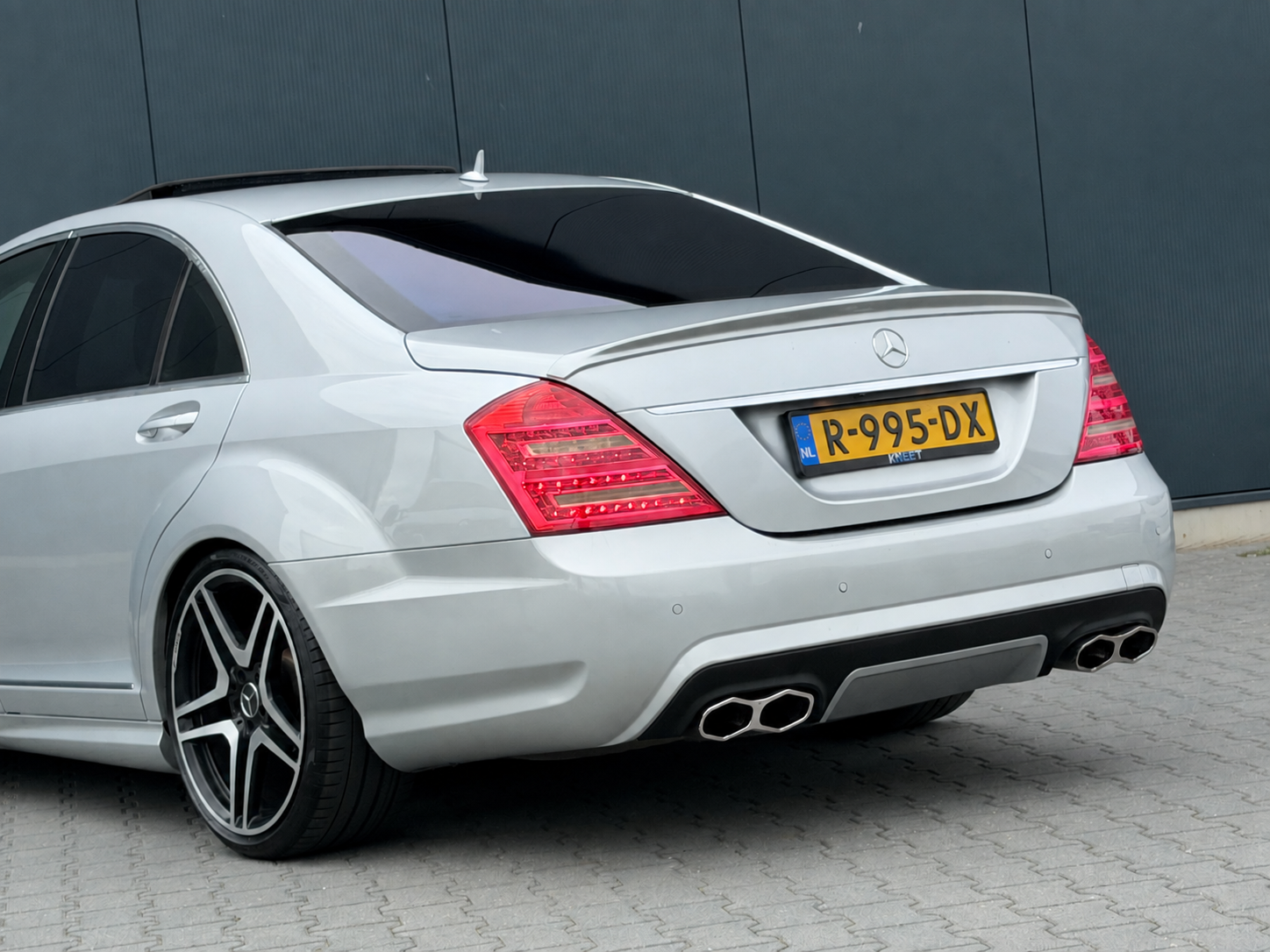 Foto van Mercedes-Benz S 500