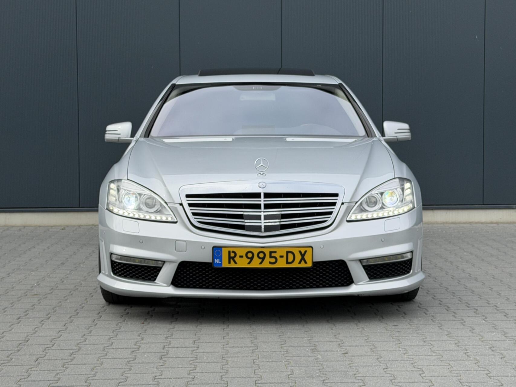 Foto van Mercedes-Benz S 500