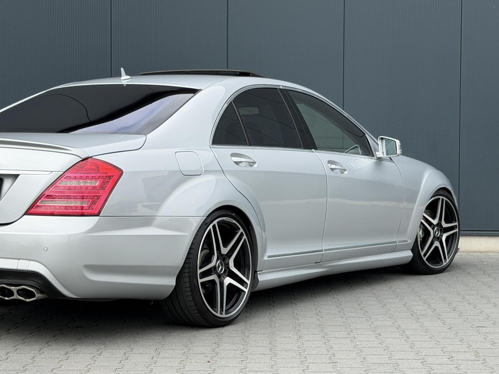 Foto van Mercedes-Benz S 500