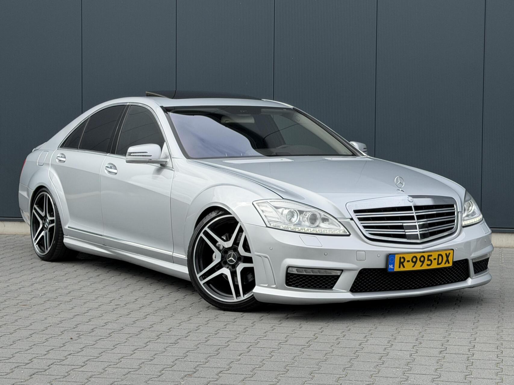 Foto van Mercedes-Benz S 500
