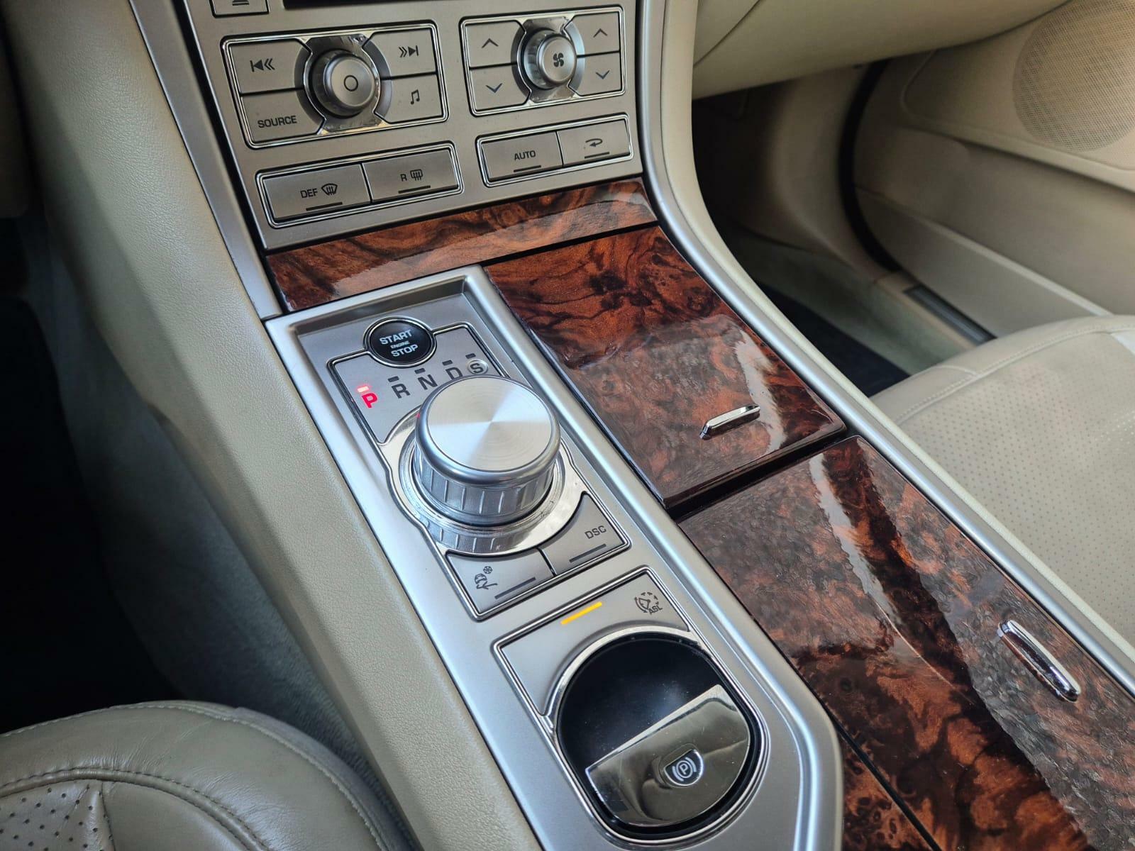 Foto van Jaguar XF