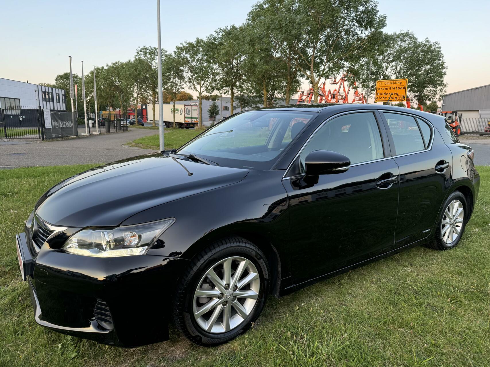 Foto van Lexus CT