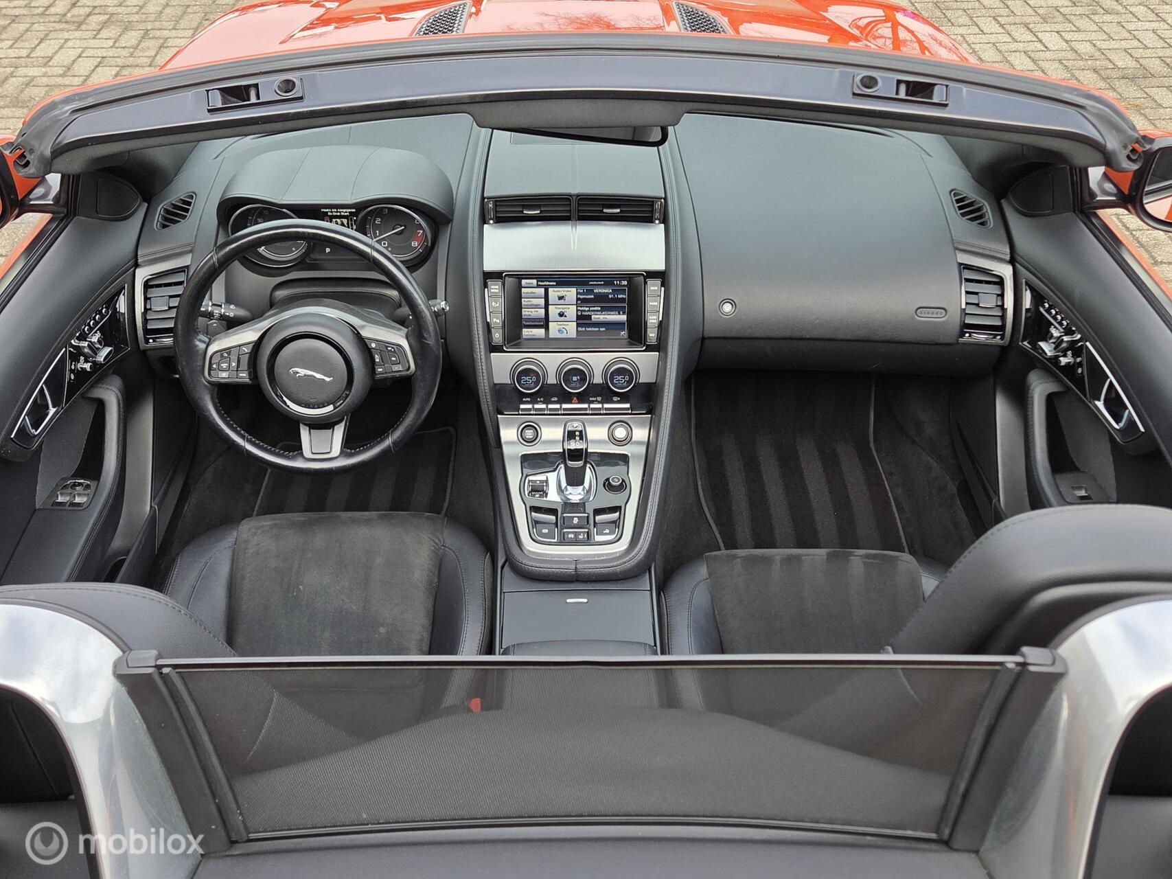 Foto van Jaguar Jaguar F-type Convertible