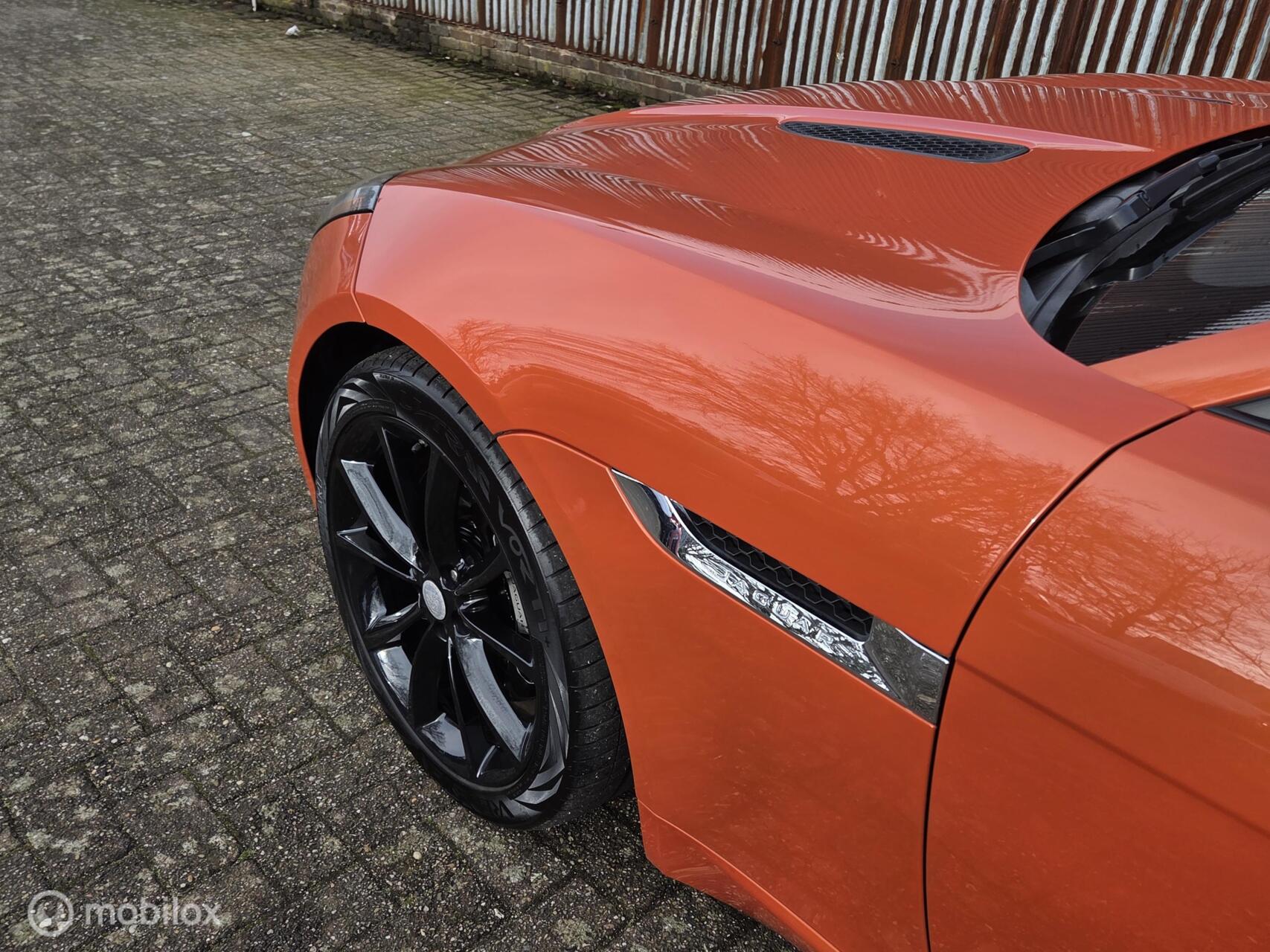 Foto van Jaguar Jaguar F-type Convertible