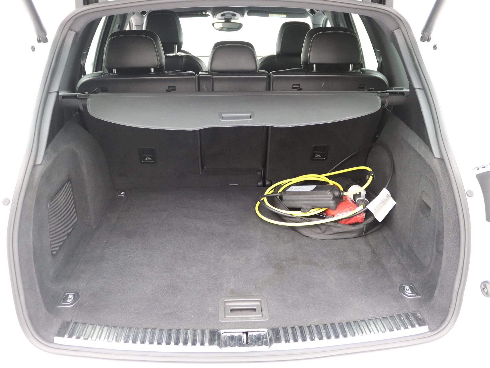 Foto van Porsche Cayenne S E-hybrid