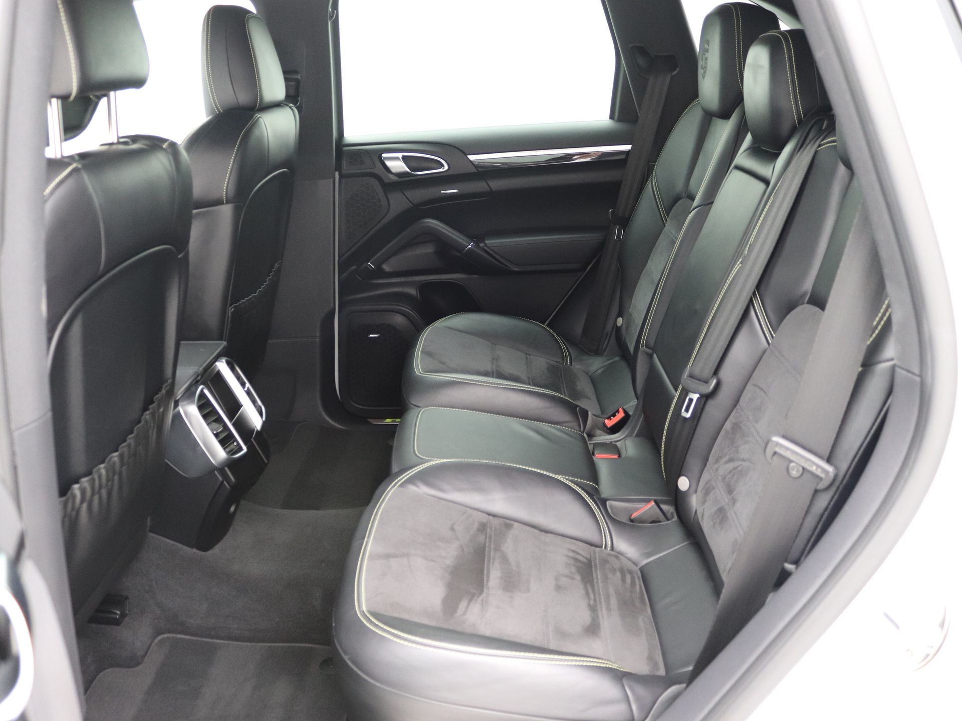Foto van Porsche Cayenne S E-hybrid