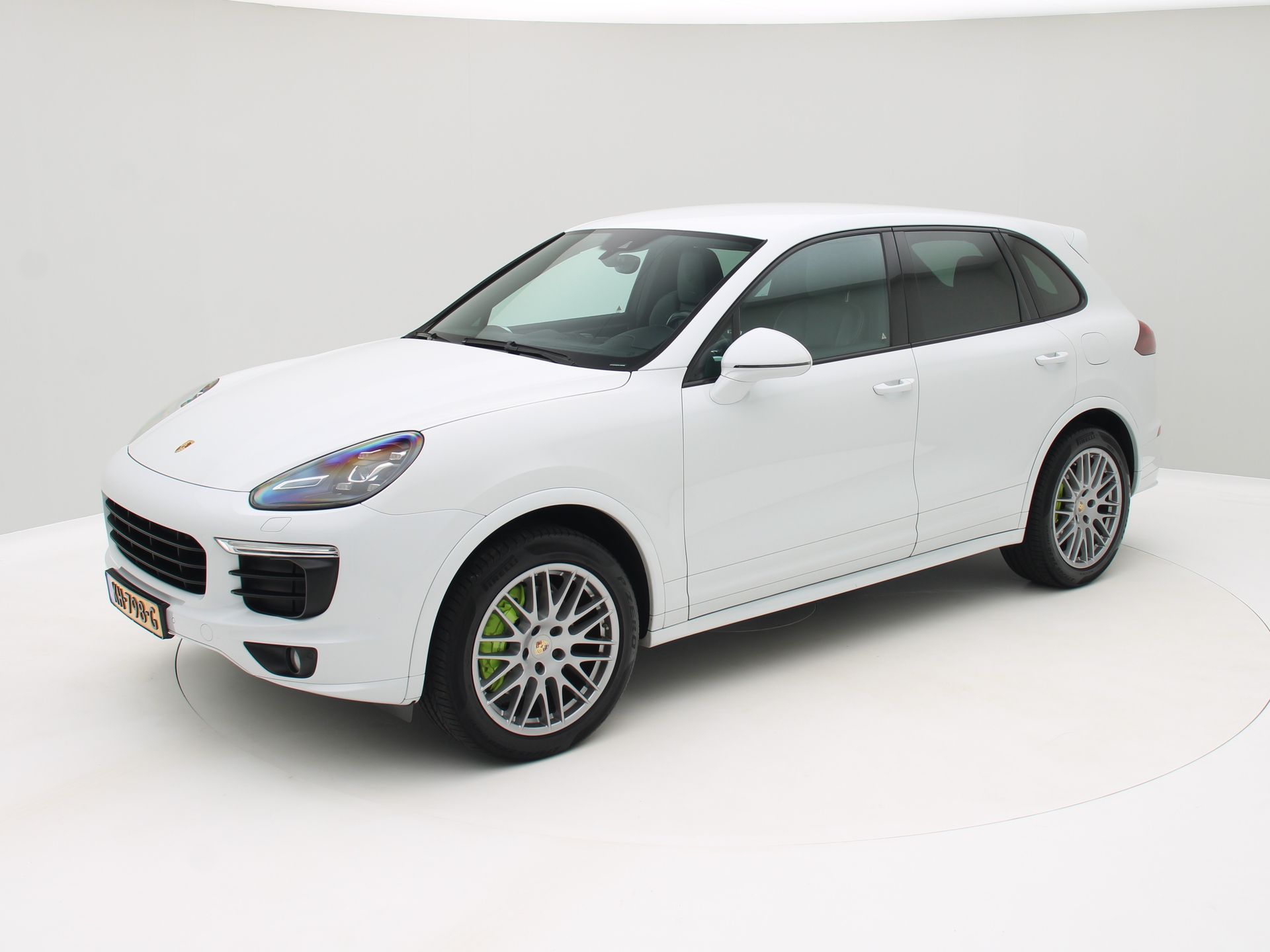 Porsche Cayenne S E-hybrid 3.0 S E-Hybrid Platinum Edition / Camera / Luxe! / Origineel NL 2016 - voorkant