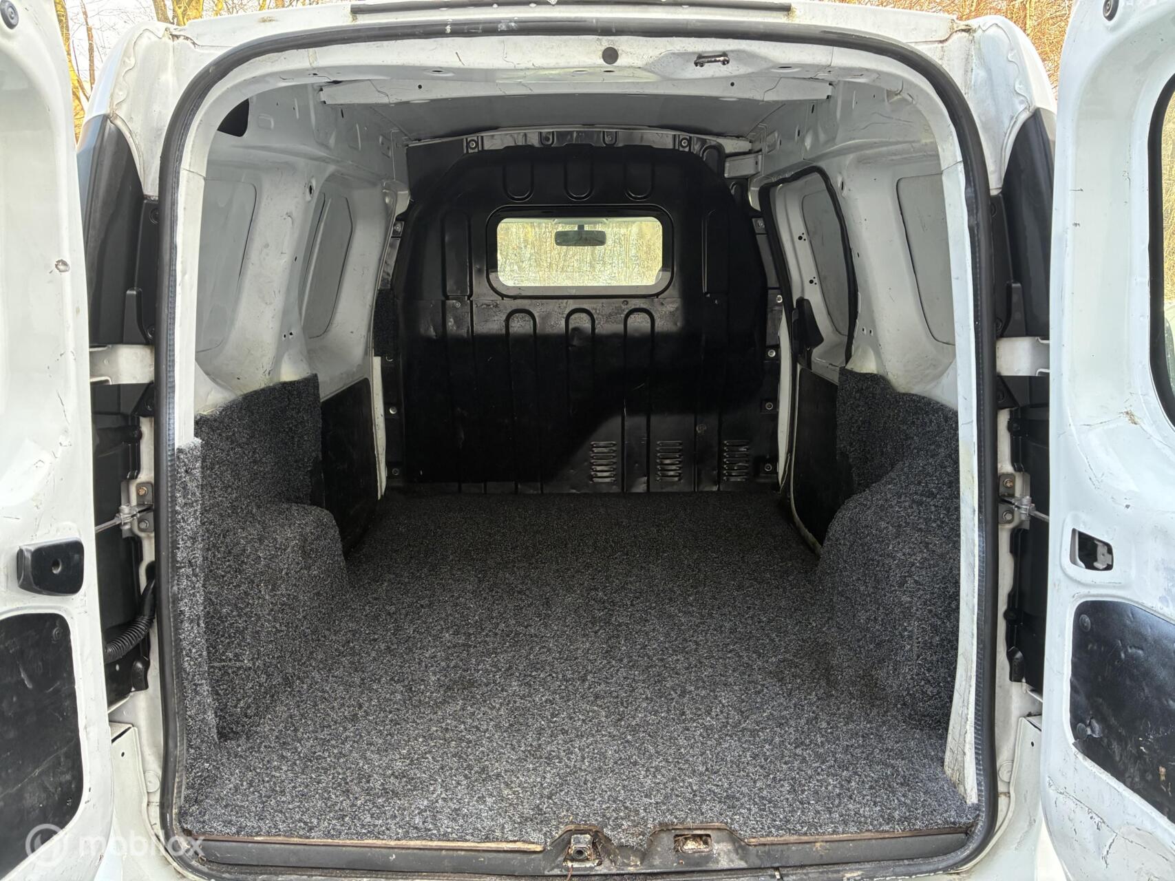Foto van Dacia Dokker Bestel