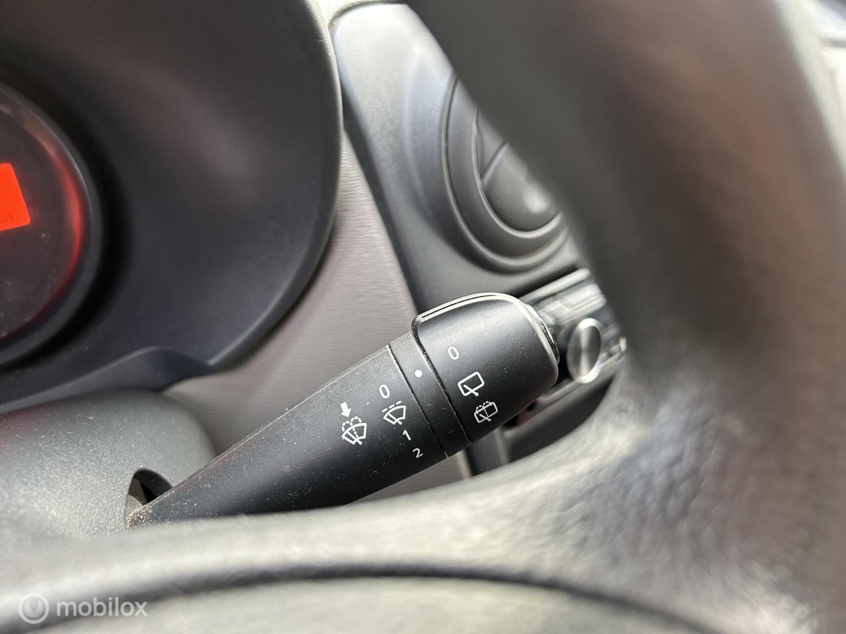Foto van Dacia Dokker Bestel