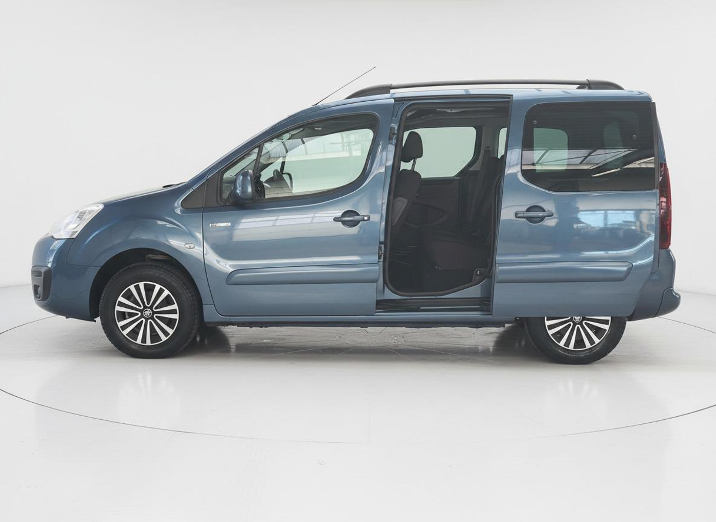 Foto van Peugeot Partner Tepee