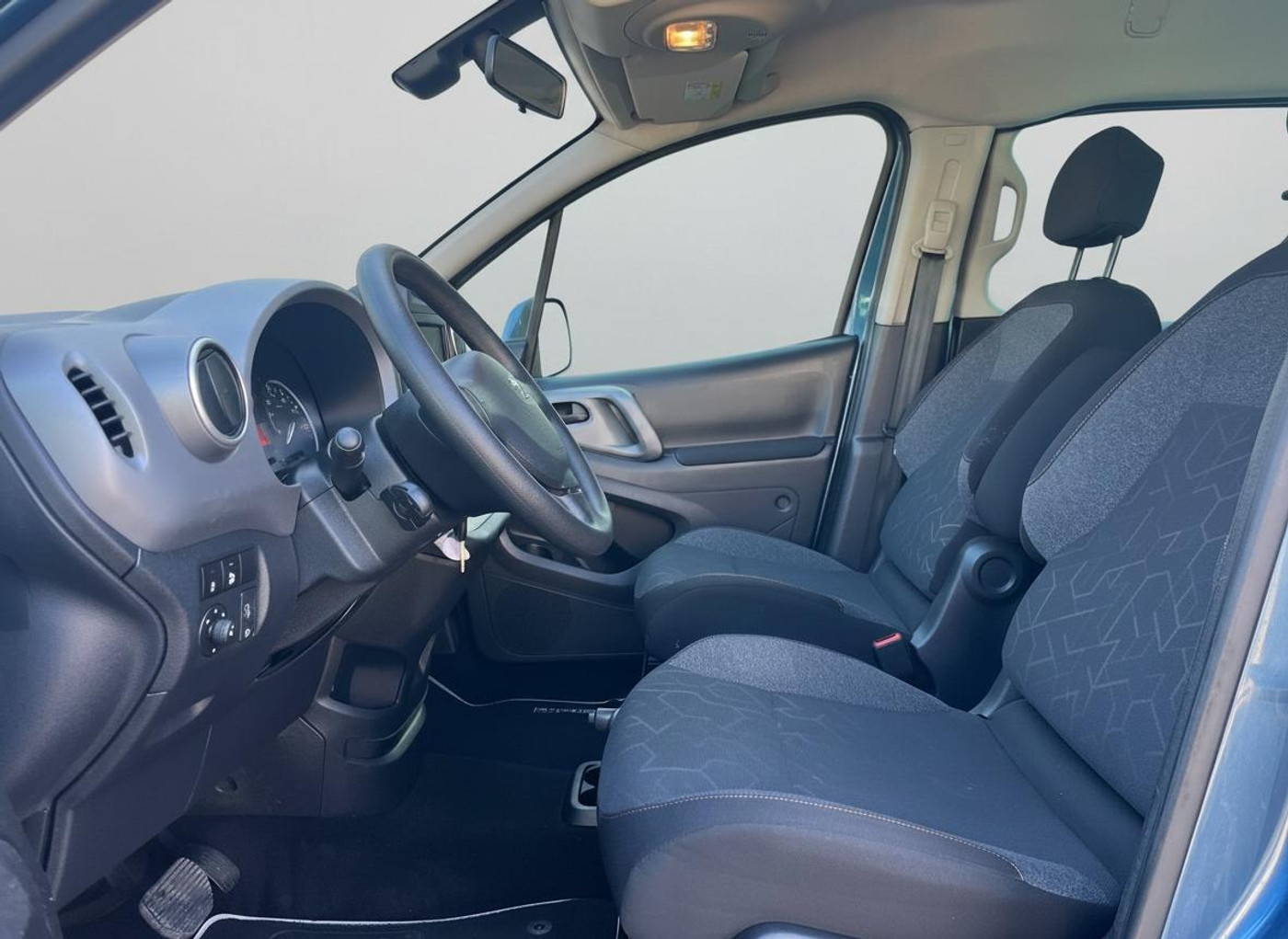 Foto van Peugeot Partner Tepee