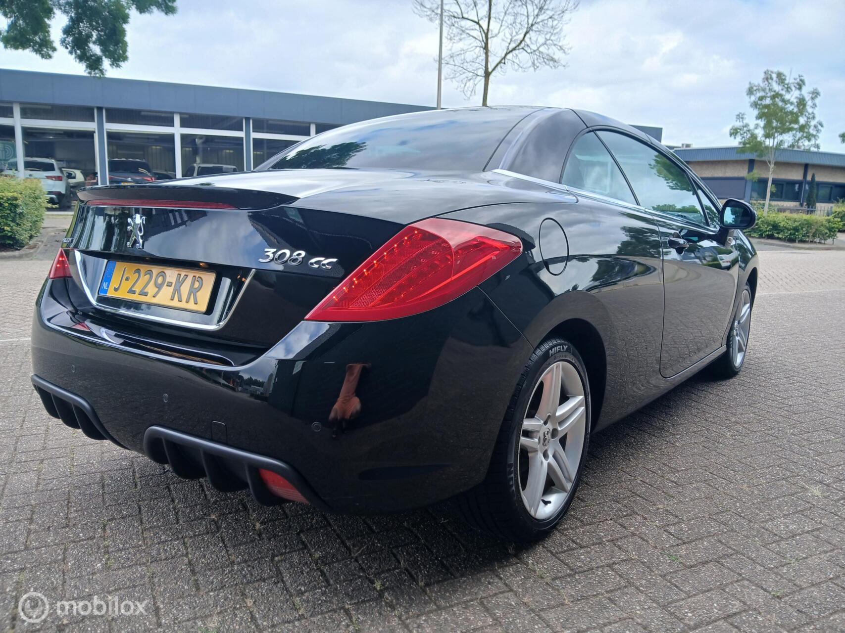 Foto van Peugeot 308 CC