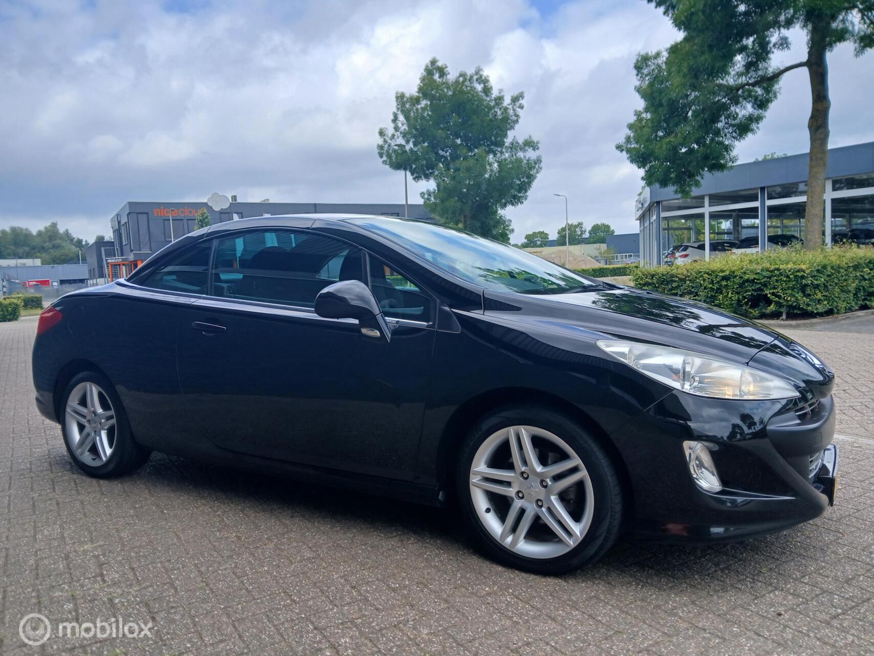 Foto van Peugeot 308 CC