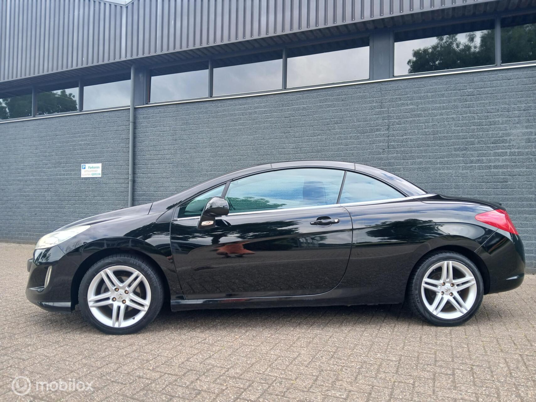 Foto van Peugeot 308 CC