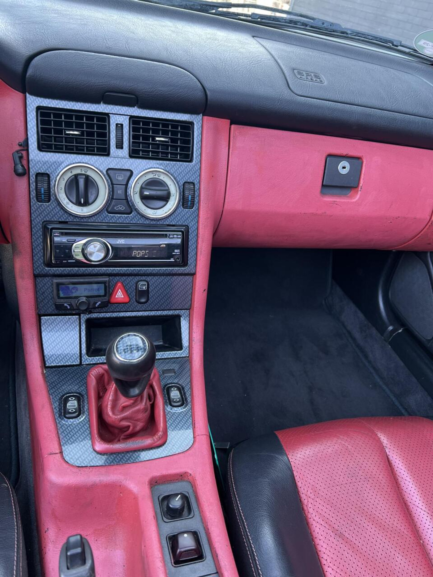 Foto van Mercedes-Benz SLK 200