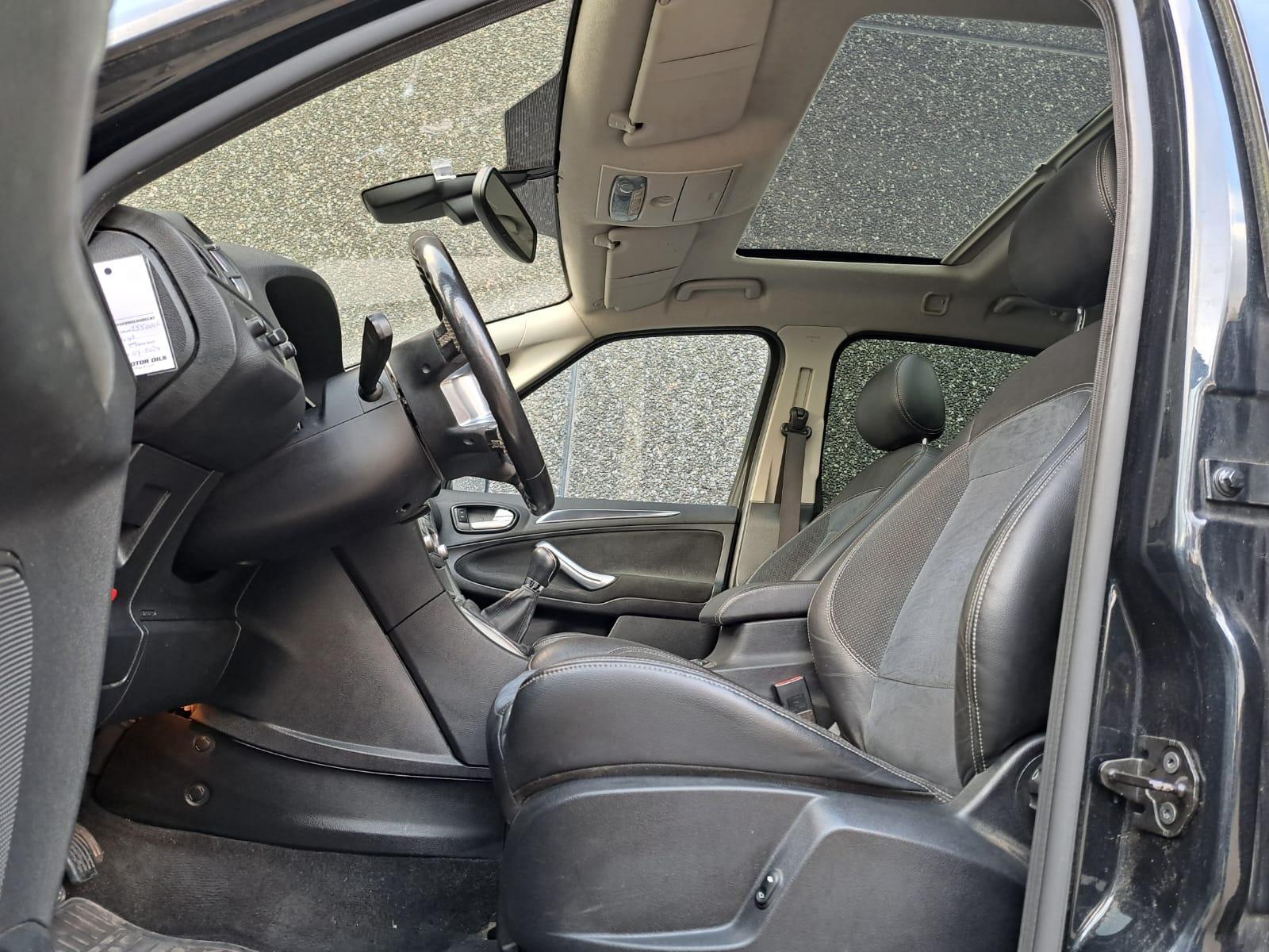Foto van Ford S-max
