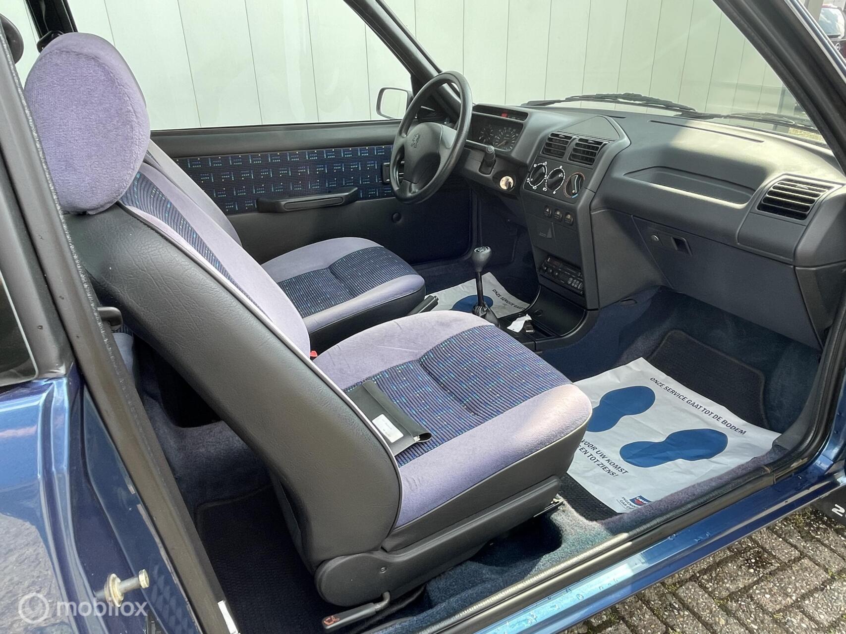 Foto van Peugeot 205