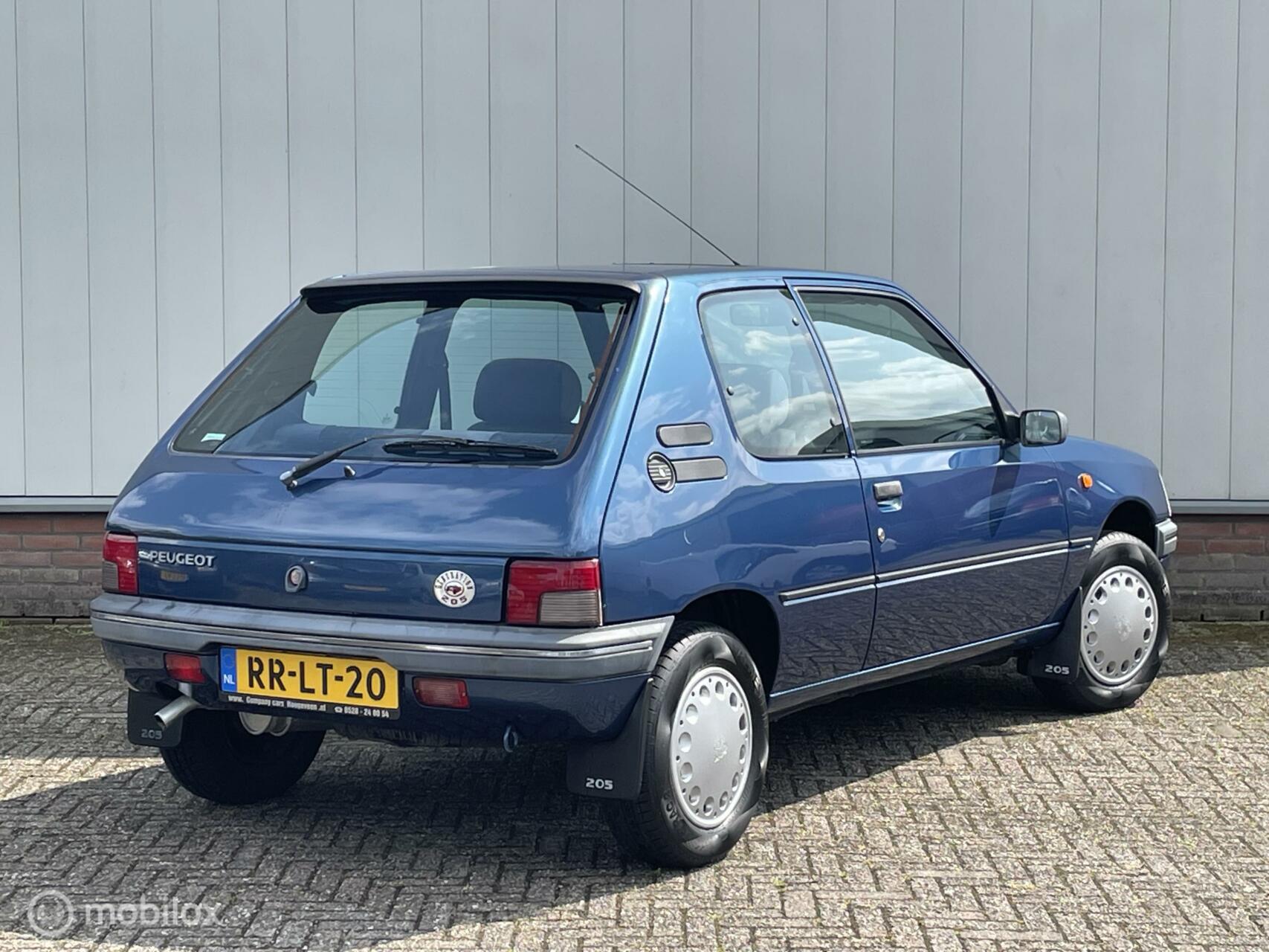 Foto van Peugeot 205