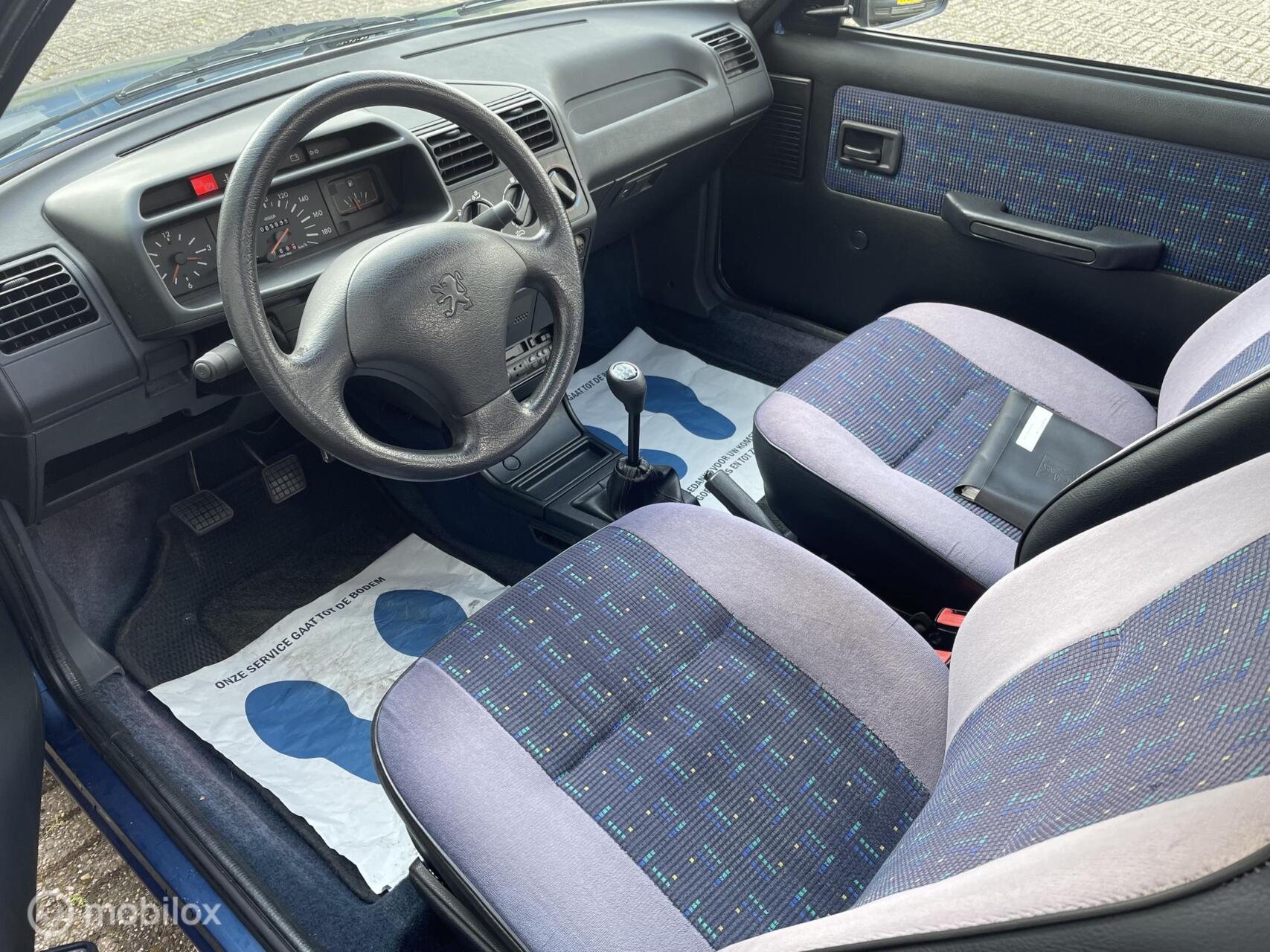 Foto van Peugeot 205