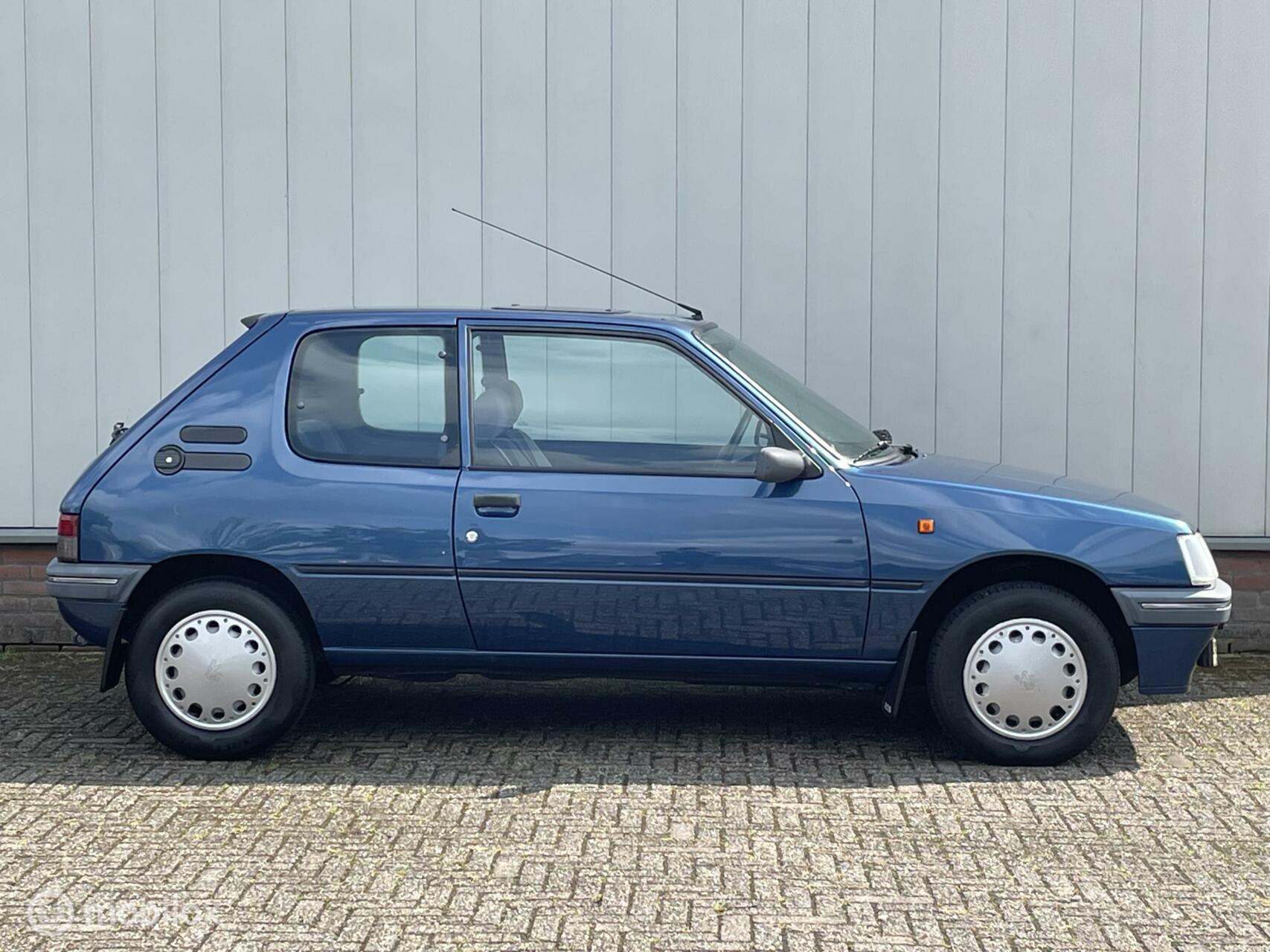 Foto van Peugeot 205