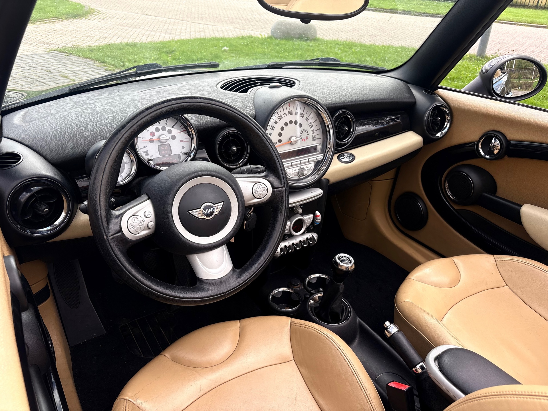 Foto van Mini Cooper Cabrio