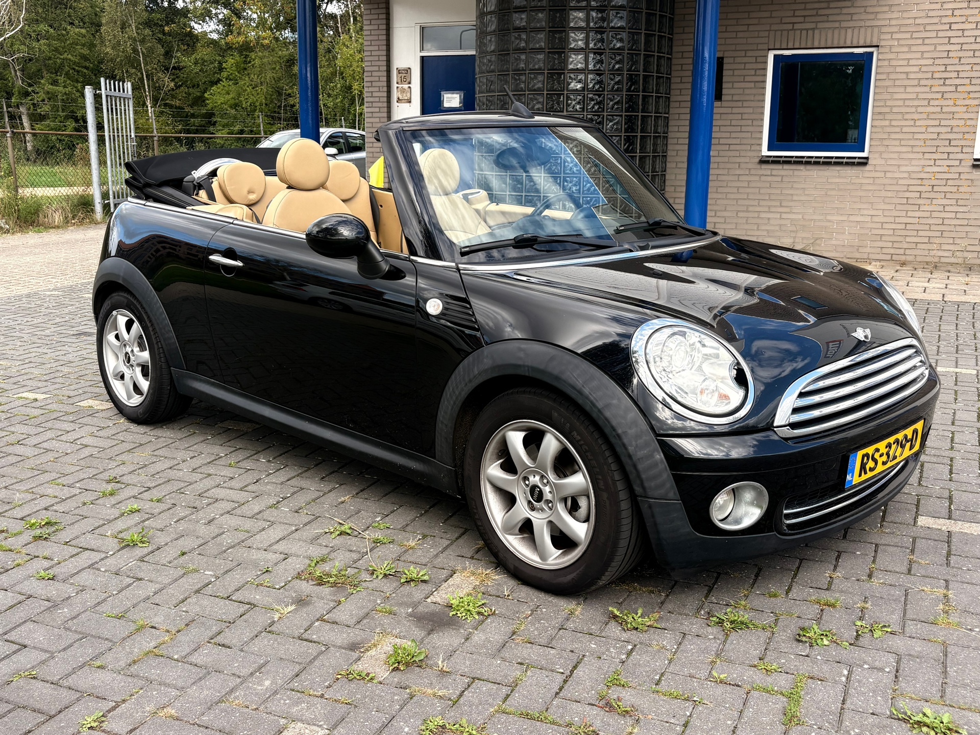 Foto van Mini Cooper Cabrio