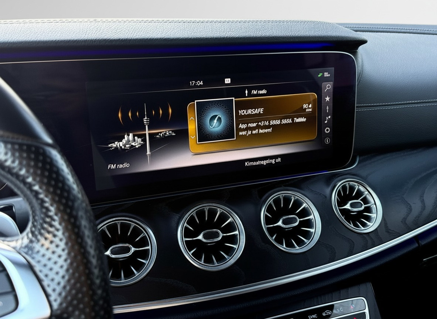 Foto van Mercedes-Benz E 300
