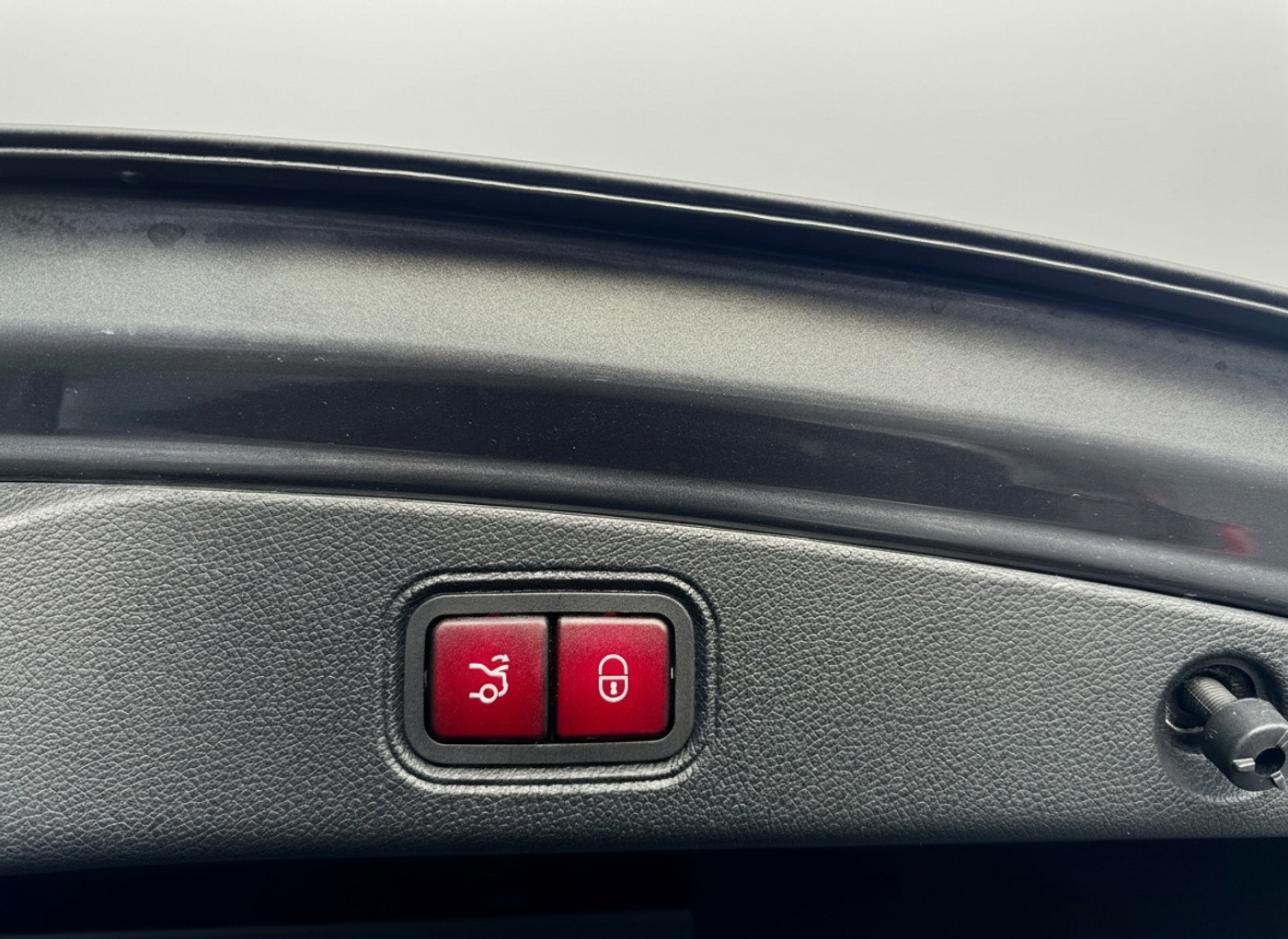 Foto van Mercedes-Benz E 300