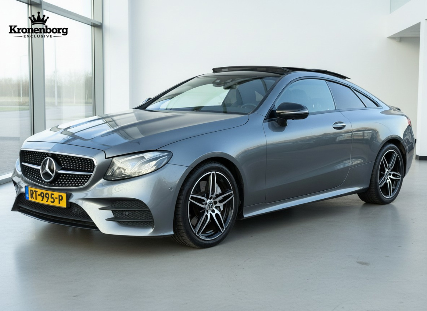Foto van Mercedes-Benz E 300