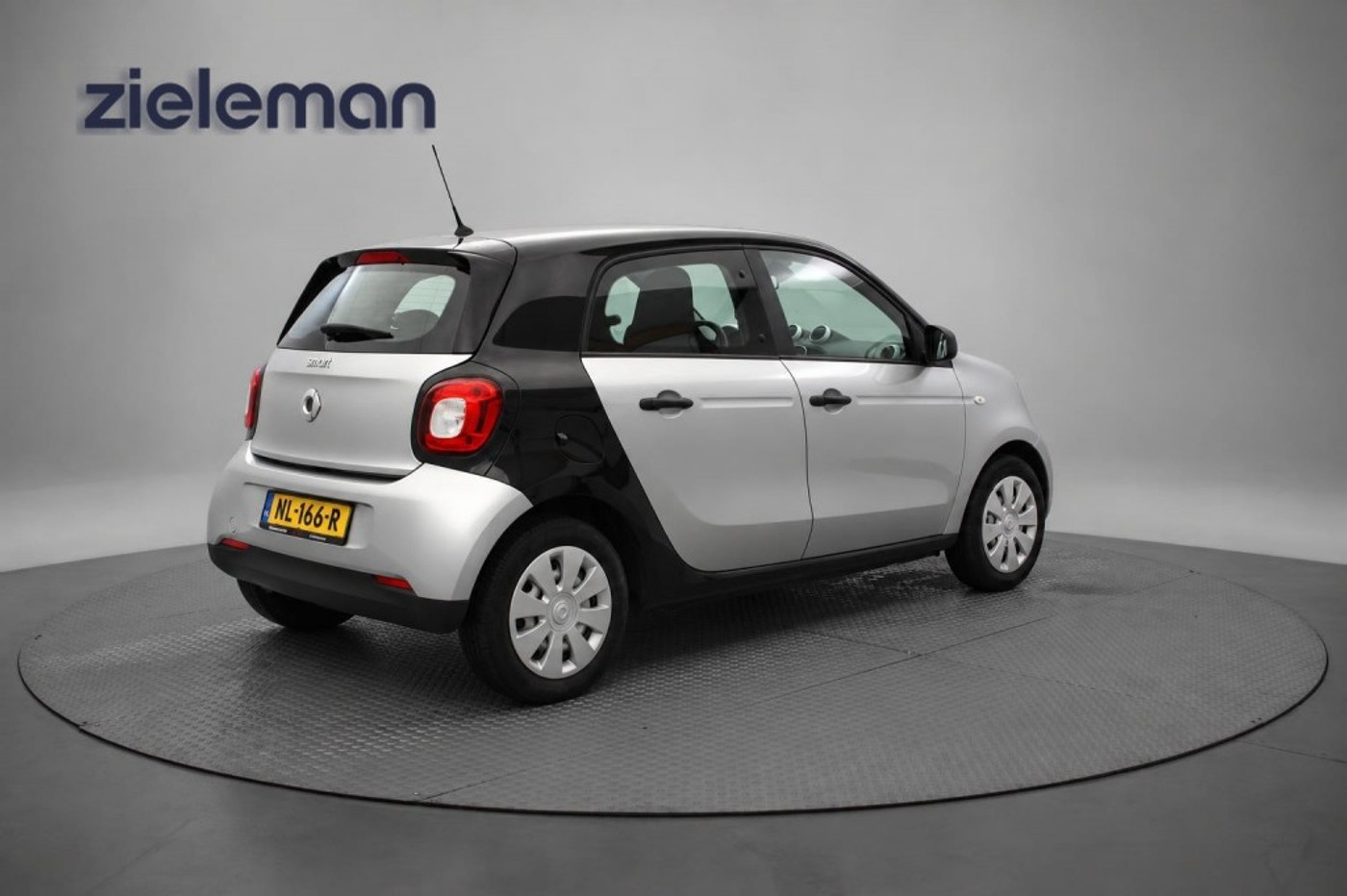 Foto van Smart Forfour