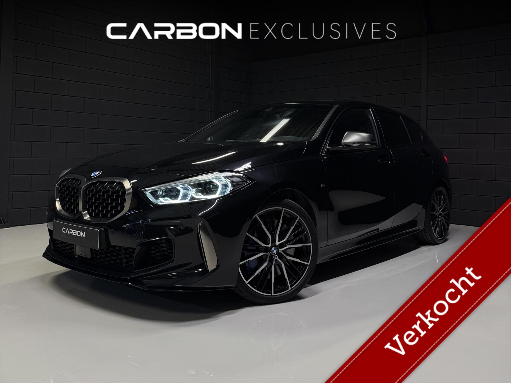 BMW 1-serie M135i xDrive | Pano | Head-up | CarPlay | Bomvol 2019 - voorkant